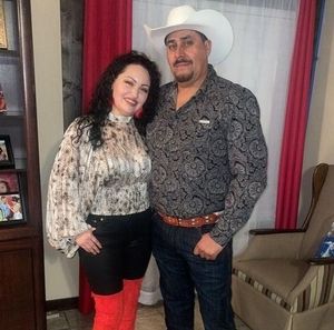 Meet your Posher, Lizbeth